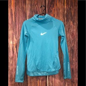 nike sweatshirt